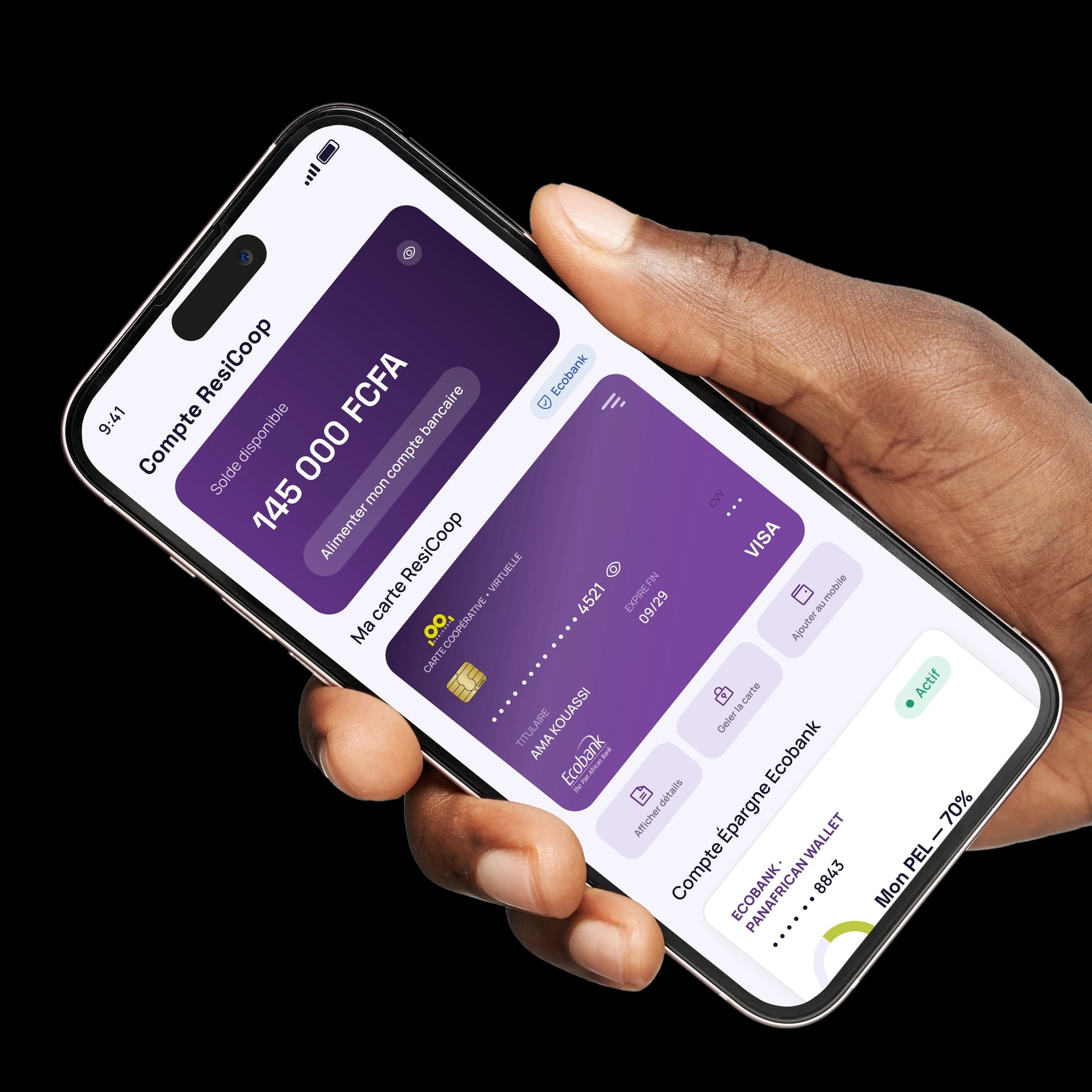 Une main tient un téléphone ouvert sur le compte ResiCoop et sa carte